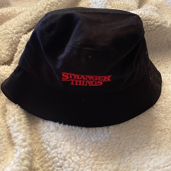 Netflix Stranger Things Bucket Hat Unisex - Picture 1 of 4